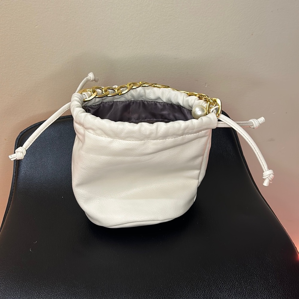 Urban‎ Expression olive purse